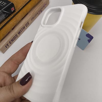 کاور سفید مگ سیف آیفون